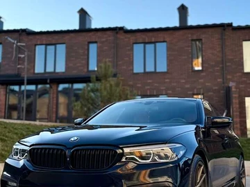 Авто BMW 5 Series 2018 № 8671141