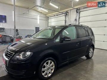 Авто Volkswagen Touran 2009 № 8671342
