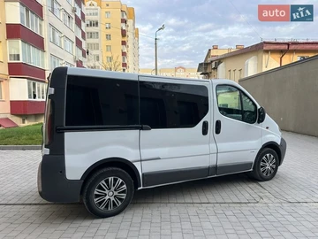 Авто Opel Vivaro 2002 № 8671357