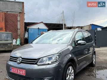 Авто Volkswagen Touran 2011 № 8671408