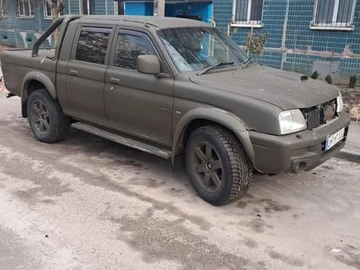 Авто Mitsubishi L 200 2001 № 8671619