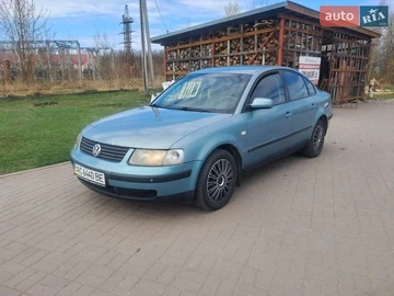 Авто Volkswagen Passat 1999 № 8671625