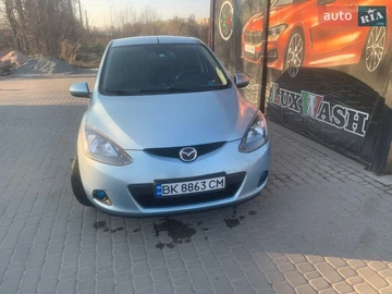 Авто Mazda 2 2010 № 8671685