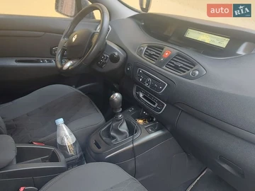 Авто Renault Grand Scenic 2009 № 8671859