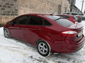 Авто Ford Fiesta 2016 № 8671902