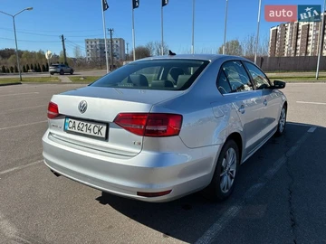 Авто Volkswagen Jetta 2015 № 8671921