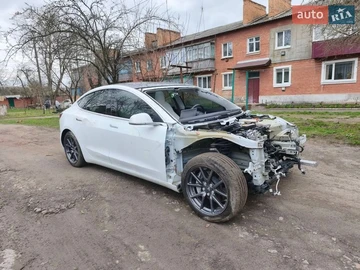 Авто Tesla Model 3 2018 № 8671959