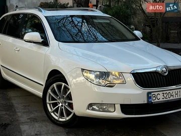 Авто Skoda Superb 2012 № 8672126