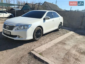 Авто Toyota Camry 2013 № 8672129