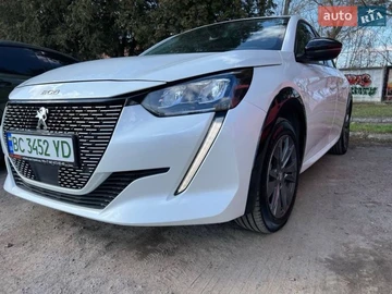Авто Peugeot 208 2022 № 8672147