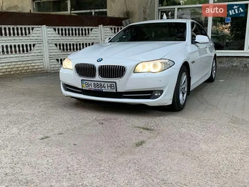 Авто BMW 5 Series 2012 № 8672155