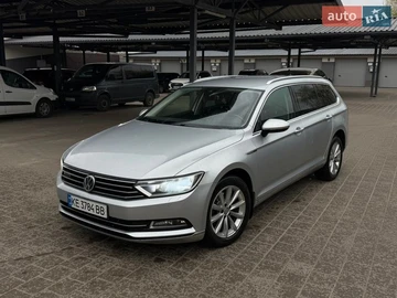 Авто Volkswagen Passat 2015 № 8672165