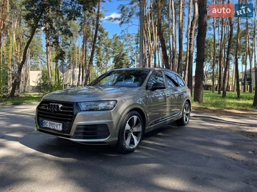 Авто Audi Q7 2015 № 8672218