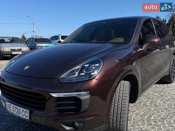 Авто Porsche Cayenne 2016 № 8672223