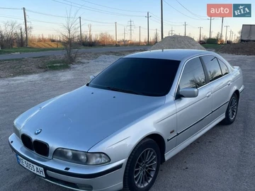 Авто BMW 5 Series 1999 № 8672455