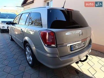 Авто Opel Astra 2006 № 8672465