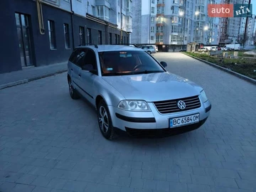 Авто Volkswagen Passat 2003 № 8672467