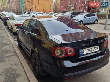 Авто Volkswagen Jetta 2006 № 8672468