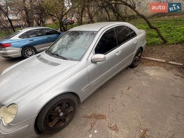Авто Mercedes C-Class 2002 № 8672498