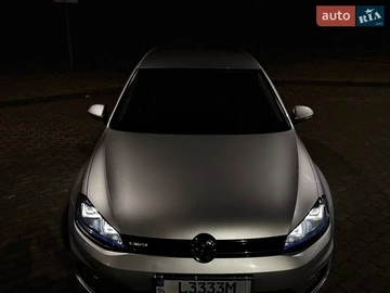 Авто Volkswagen E-Golf 2016 № 8672744