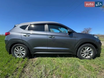 Авто Hyundai Tucson 2016 № 8673045