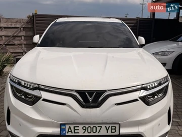 Авто  Vf-8 2024 № 8673083