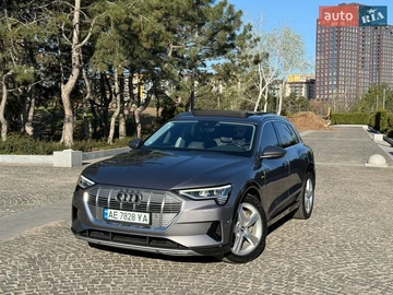 Авто Audi E-Tron 2019 № 8673103