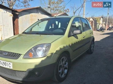 Авто Ford Fiesta 2007 № 8673377