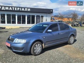 Авто Skoda Superb 2004 № 8673574