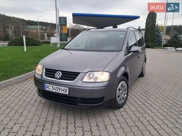 Авто Volkswagen Touran 2006 № 8673576