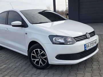 Авто Volkswagen Polo 2013 № 8673627
