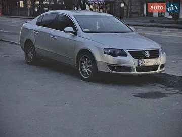 Авто Volkswagen Passat 2010 № 8673629