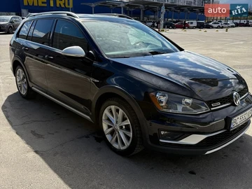 Авто Volkswagen Golf 2017 № 8673970