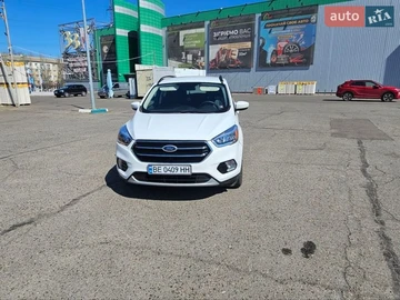 Авто Ford Escape 2018 № 8673975