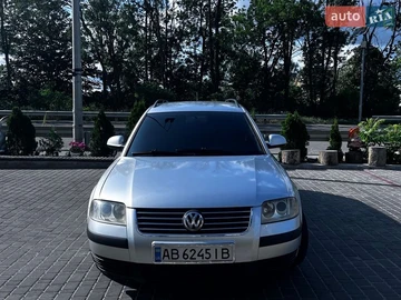 Авто Volkswagen Passat 2004 № 8674309