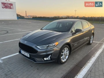 Авто Ford Fusion 2019 № 8674563