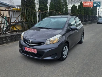 Авто Toyota Yaris 2013 № 8674815