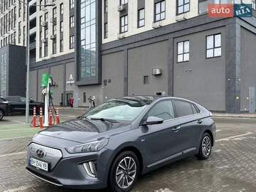 Авто Hyundai Ioniq 2019 № 8674977