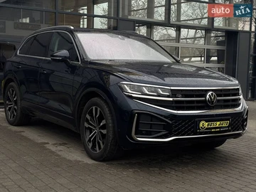 Авто Volkswagen Touareg 2023 № 8675034