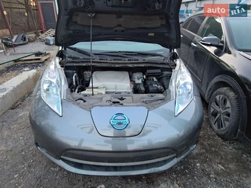 Авто Nissan Leaf 2017 № 8675067