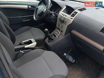 Авто Opel Zafira 2008 № 8675080