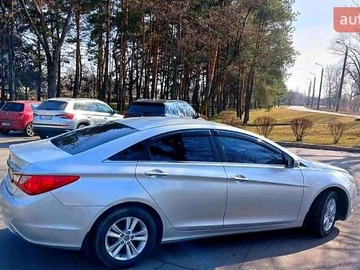 Авто Hyundai Sonata 2010 № 8675102