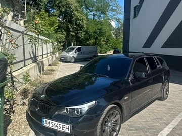 Авто BMW 5 Series 2005 № 8675104