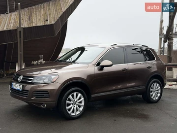 Авто Volkswagen Touareg 2010 № 8675138