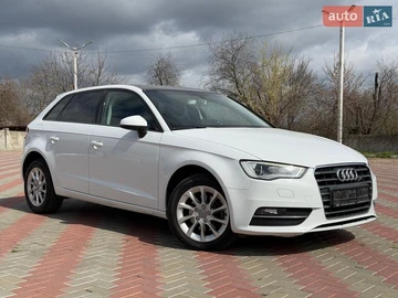 Авто Audi A3 2015 № 8675151