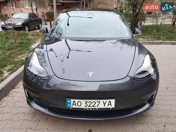 Авто Tesla Model 3 2019 № 8675273