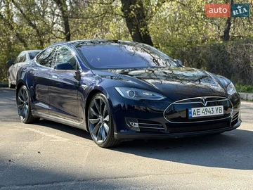 Авто Tesla Model S 2013 № 8675277