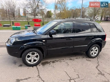 Авто Hyundai Tucson 2009 № 8675536