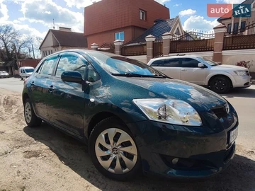 Авто Toyota Auris 2007 № 8675763