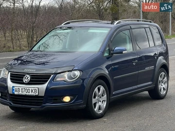 Авто Volkswagen Touran 2008 № 8675764